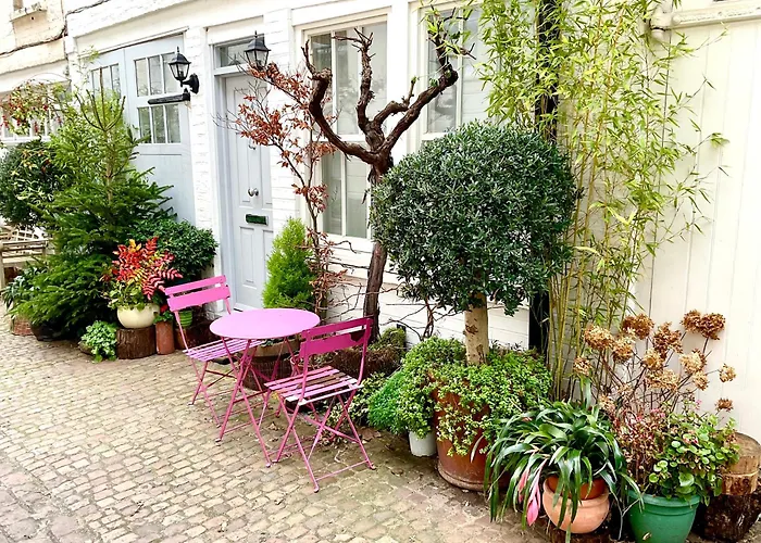 London Choice Apartments - South Kensington - Mews House